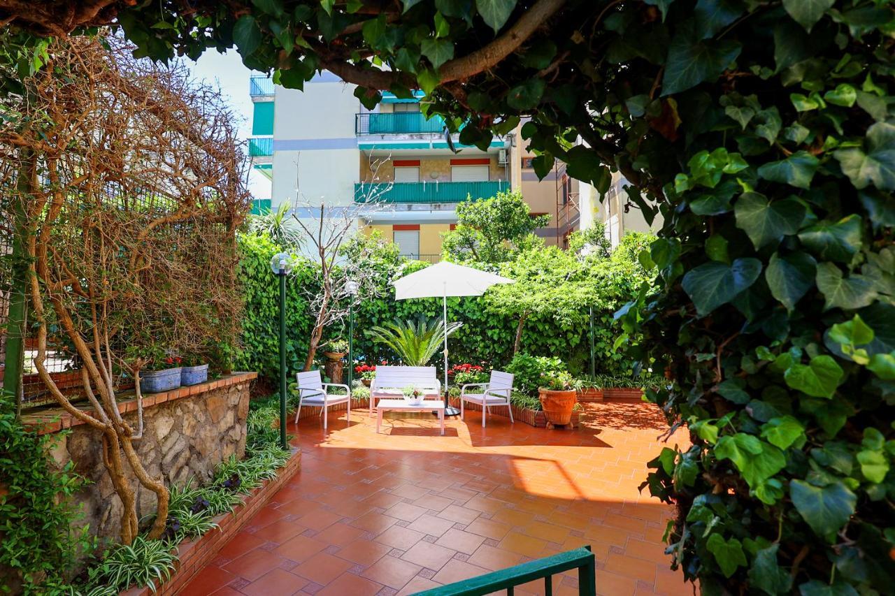 Garden House Giulia Apartamento Sorrento Exterior foto