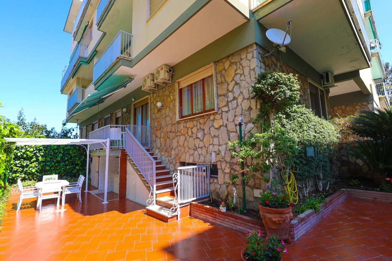 Garden House Giulia Apartamento Sorrento Exterior foto